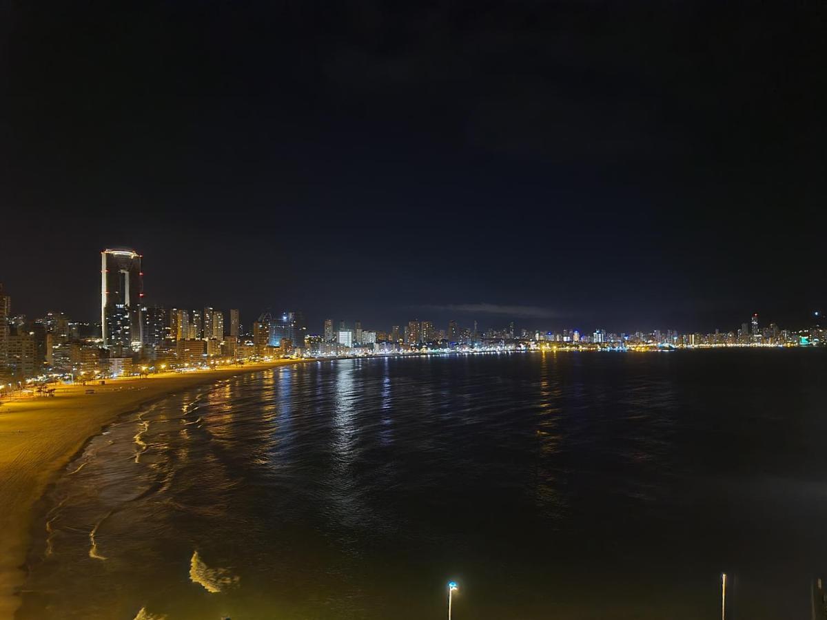 베니돔 Bonito Triplex Con Increibles Vistas 빌라 외부 사진