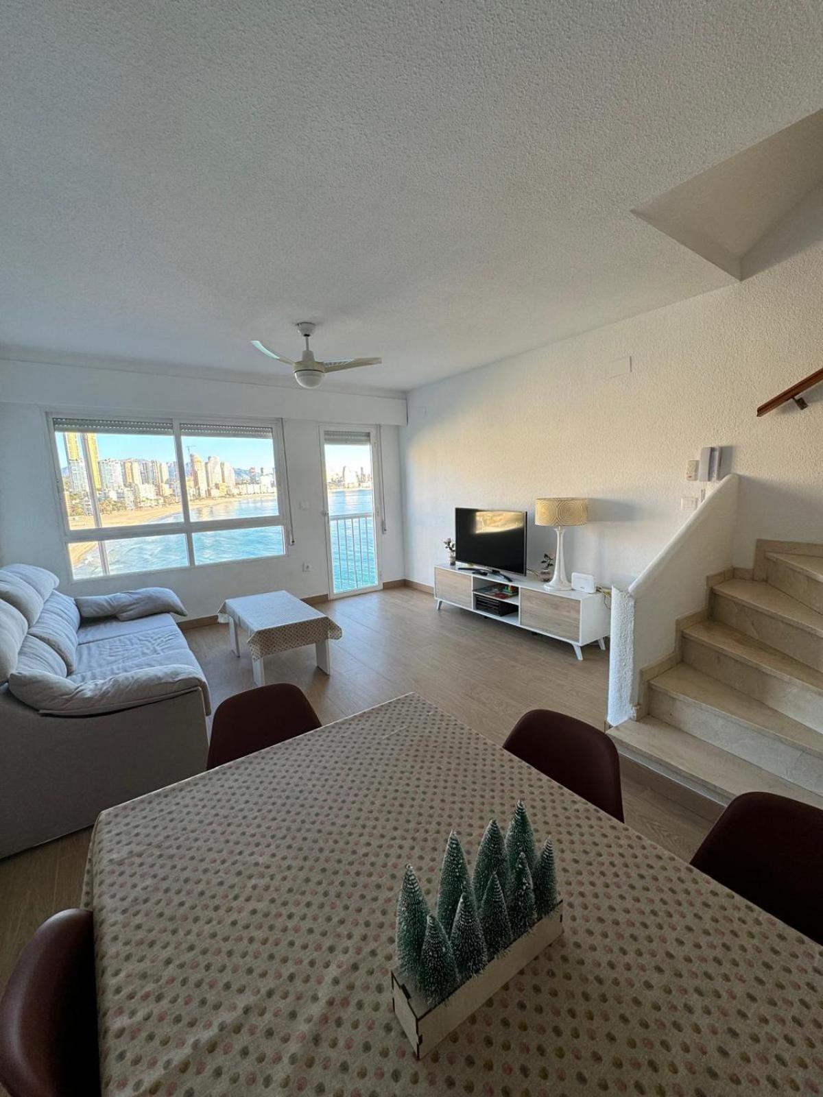 베니돔 Bonito Triplex Con Increibles Vistas 빌라 외부 사진